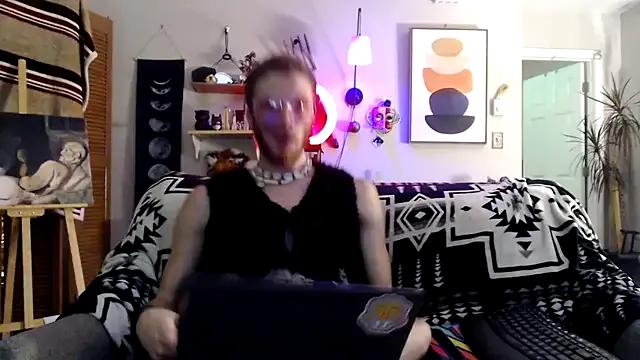 LintLiqour from StripChat