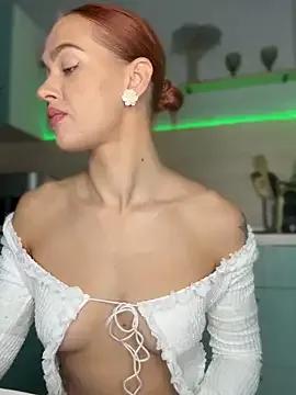 Freechat LittleFox___ on StripChat