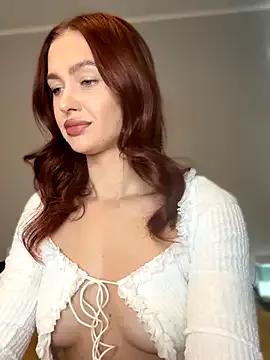 Freechat LittleFox___ on StripChat