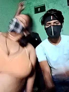 Masturbate to sexy model LoveOnStream LoveOnStream from StripChat