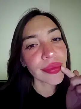 loveuu-bae on StripChat 