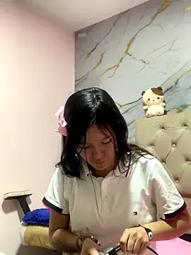 Lucia_20x on StripChat 