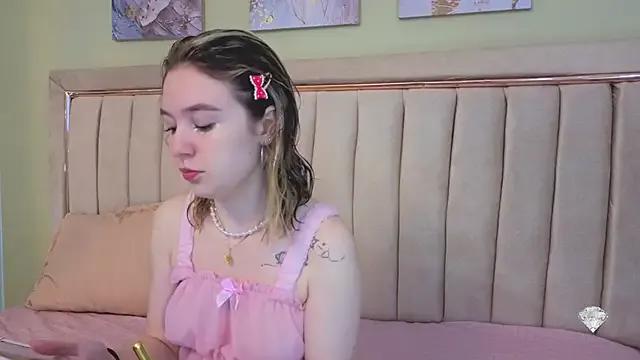 Checkout Lucia_Copper, she wants to masturbate for you Lucia_Copper from StripChat