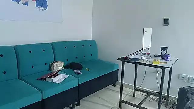 luxandracon23 on StripChat 