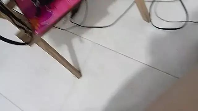 luxandracon23 on StripChat 