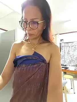 Mama_Eva_1 on StripChat 