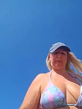 MariaRichi_ on StripChat 