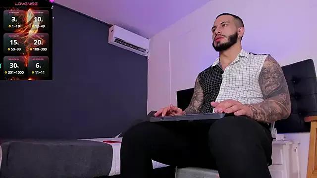 Matt_Ferrer on StripChat 