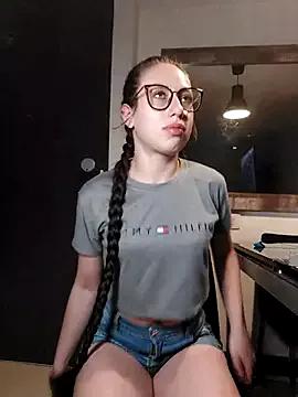 milena_23x on StripChat 