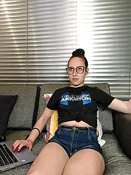 milena_23x on StripChat 
