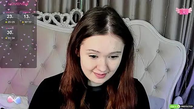 MiriaamWhite on StripChat 