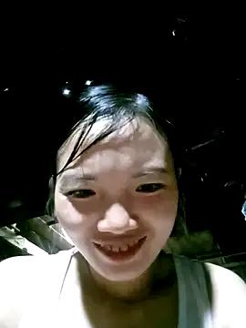 Freechat ngan-cute on StripChat