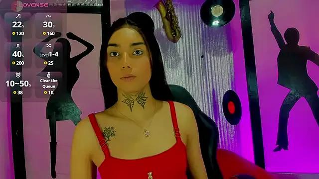 nickyminach_ on StripChat 