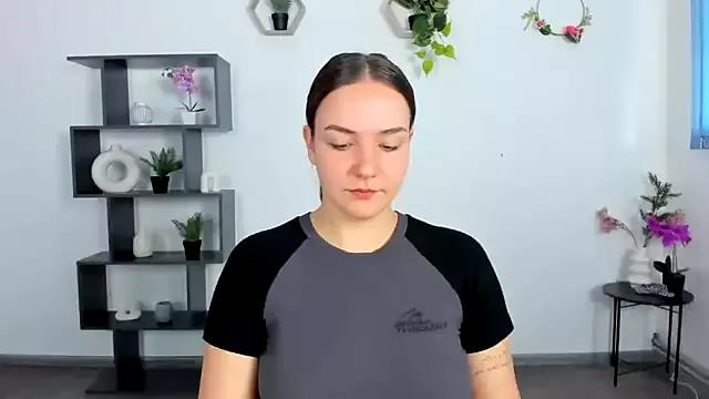OliviaMontgomery on StripChat 