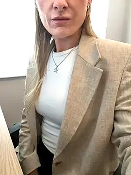 Join Phoebe_Lily, she wants to masturbate for you Phoebe_Lily from StripChat