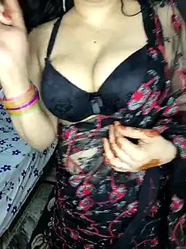 PRIYA_22 on StripChat 
