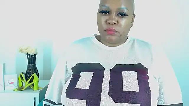 QUEENxJESSI on StripChat 