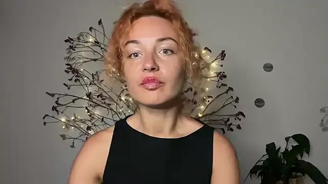 Reddgiirl on StripChat 