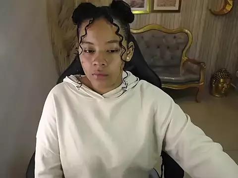 risada_temptation_s on StripChat 