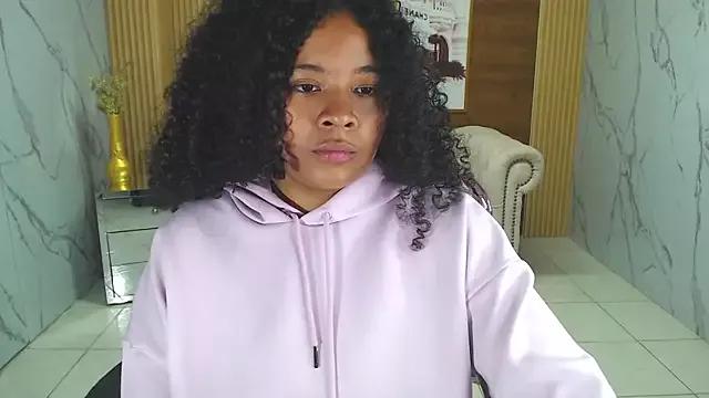 risada_temptation_s on StripChat 