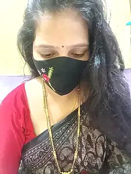 Freechat Rising_Smiler on StripChat