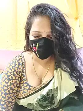 Freechat Rising_Smiler on StripChat