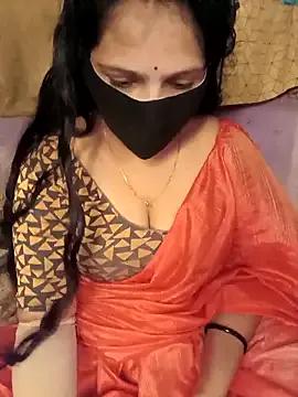 Freechat Rising_Smiler on StripChat