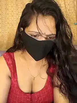 Freechat Rising_Smiler on StripChat