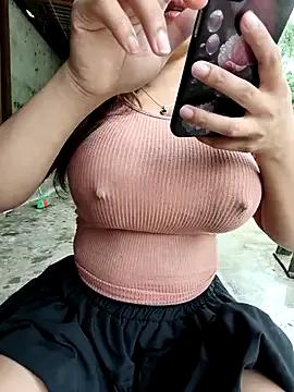 Freechat Rubyy_Nk on StripChat