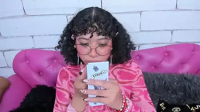 SAFIROAGATA on StripChat 