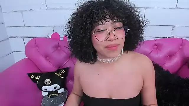 SAFIROAGATA on StripChat 