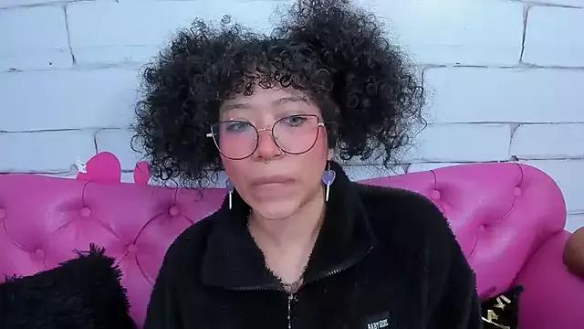 SAFIROAGATA on StripChat 