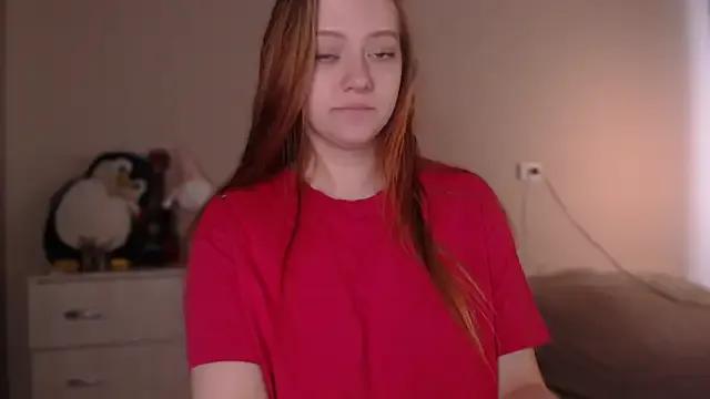 SarahSweetie on StripChat 