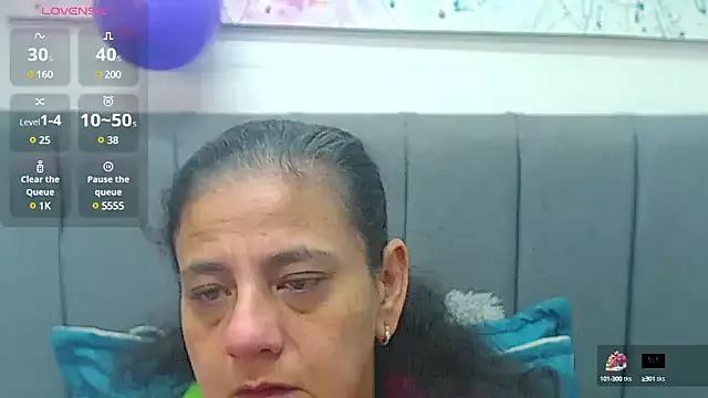 sasi_luna on StripChat 