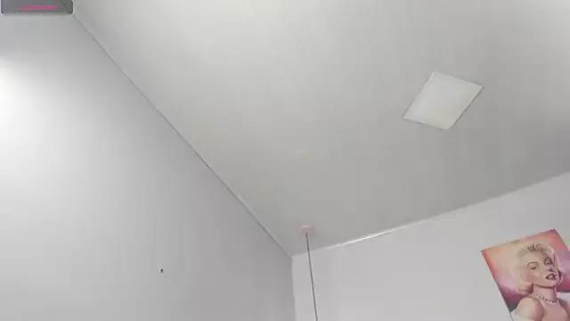 ScarletGV on StripChat 