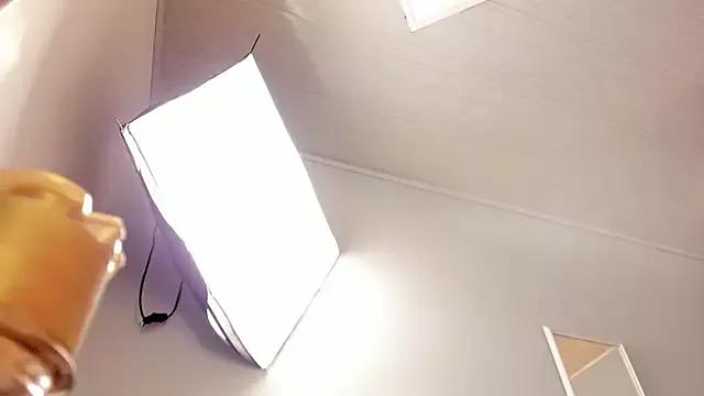 ScarletGV on StripChat 