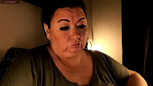 SexxyDreams1 on StripChat 