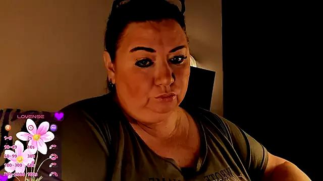 SexxyDreams1 on StripChat 
