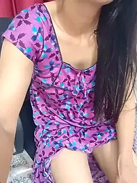 Shalu_G on StripChat 