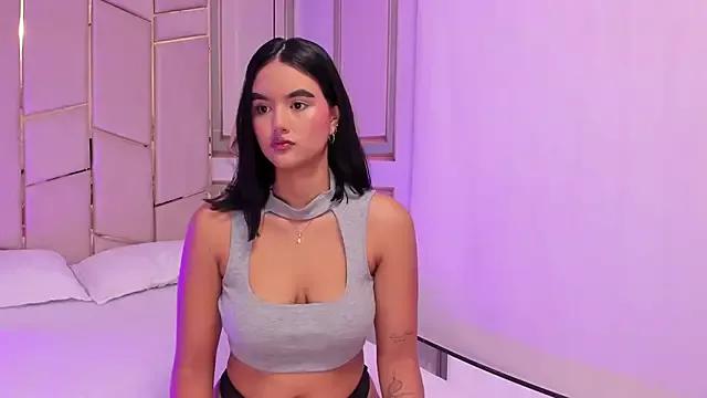Sweetgirl4u_ on StripChat 
