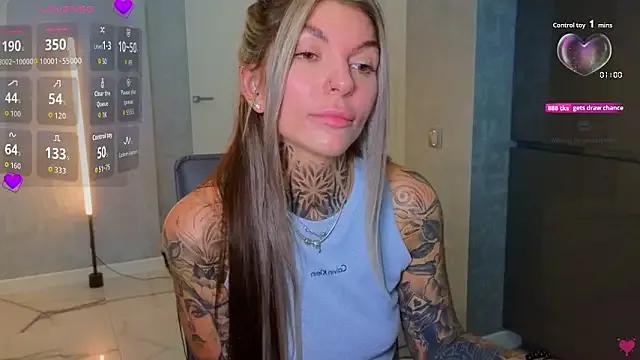 tattooedBabyy on StripChat 