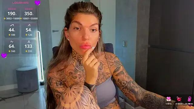 tattooedBabyy on StripChat 
