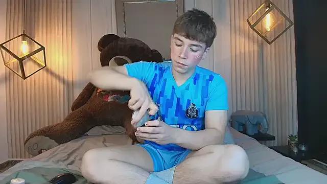 Freechat TaylerWhite on StripChat