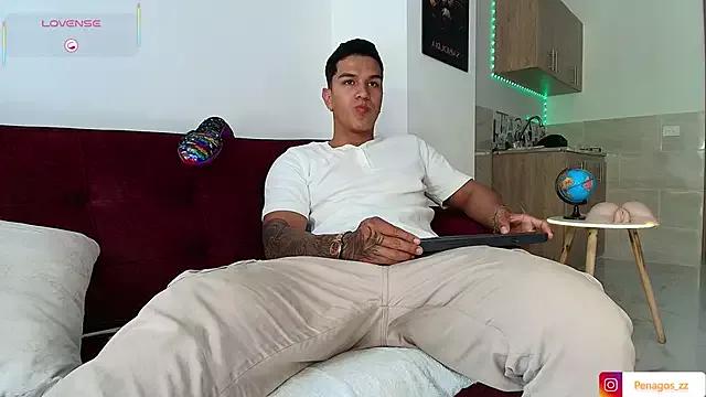 Taylor_John on StripChat 