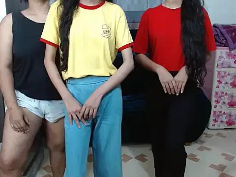 ThreeSister3 on StripChat 