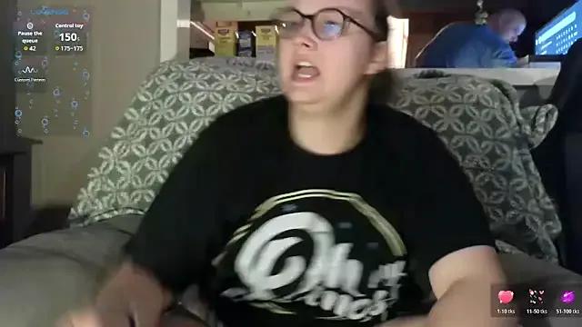 Explore 23 years old TurtleLady420 from StripChat TurtleLady420 from StripChat